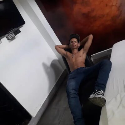 TomyAndMariana 🕞 free naked stream