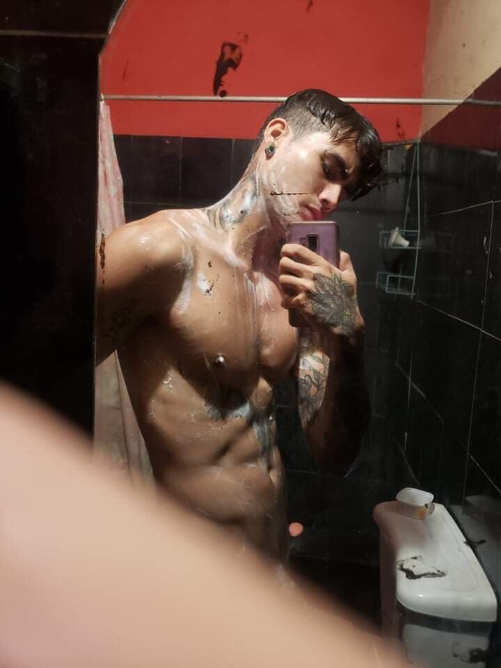 Cuteboyhotbig