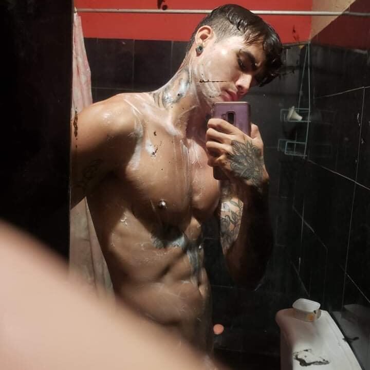 Cuteboyhotbig