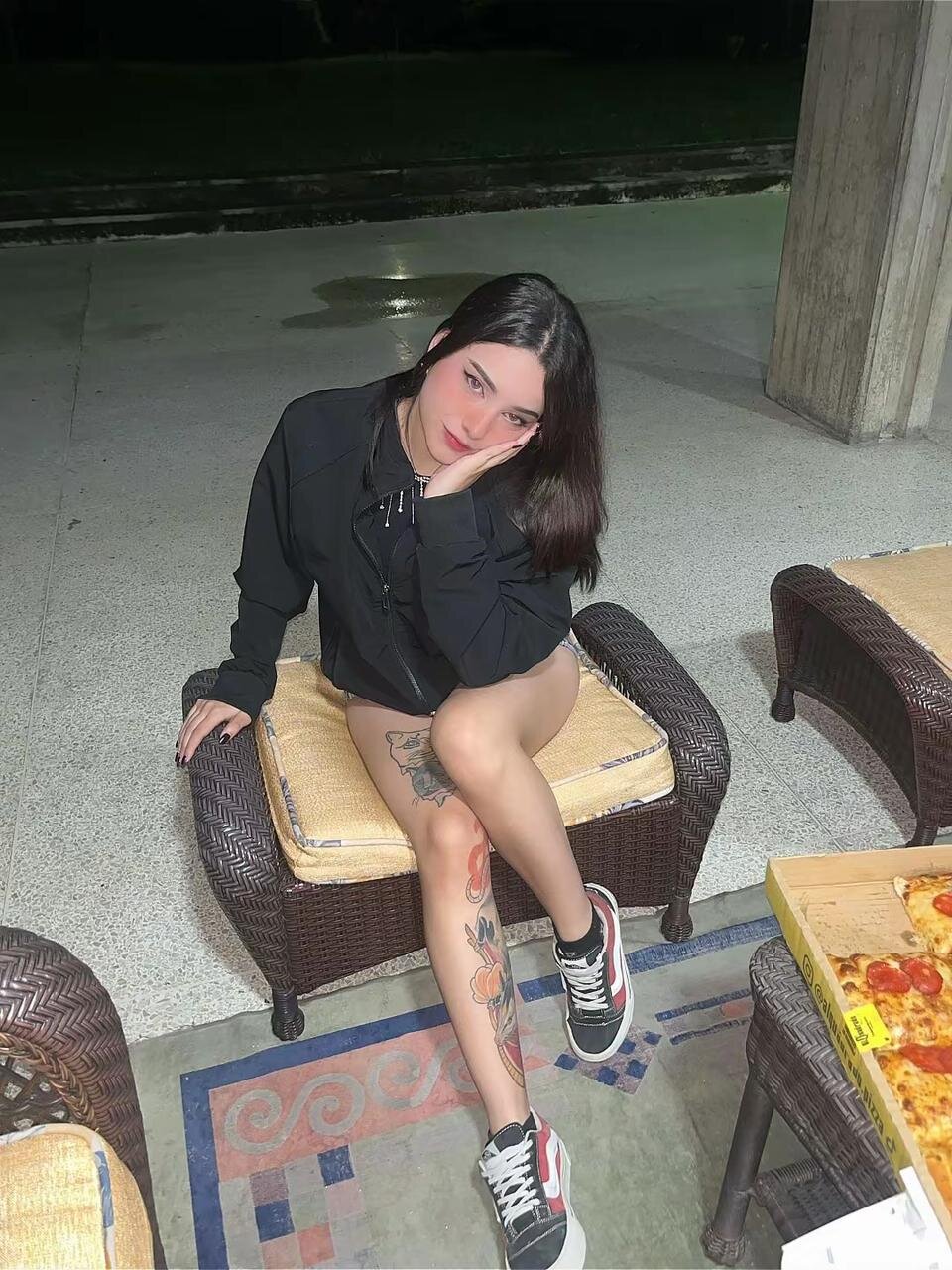 angela_Kitten