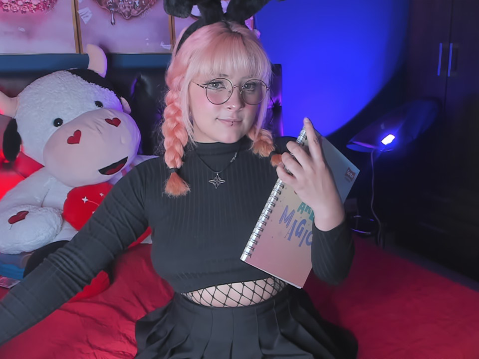 Live sex webcam photo for hinakosatorii_ #287618019