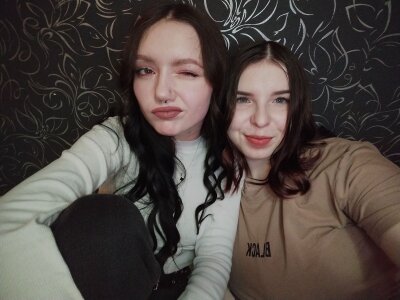 Yammy_girls - Stripchat Teen Cam2cam Dirtytalk Girl 