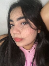 Mell_clark1's Offline XXX Chat