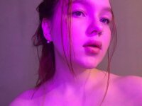 Wendy_Foxxx's Offline XXX Chat