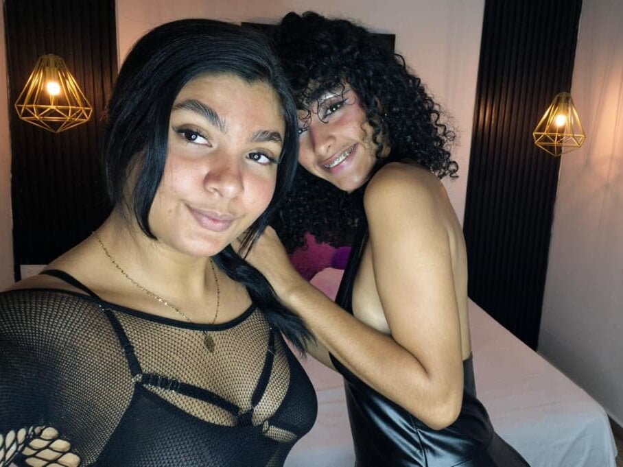 venezolan_cute555 from stripchat