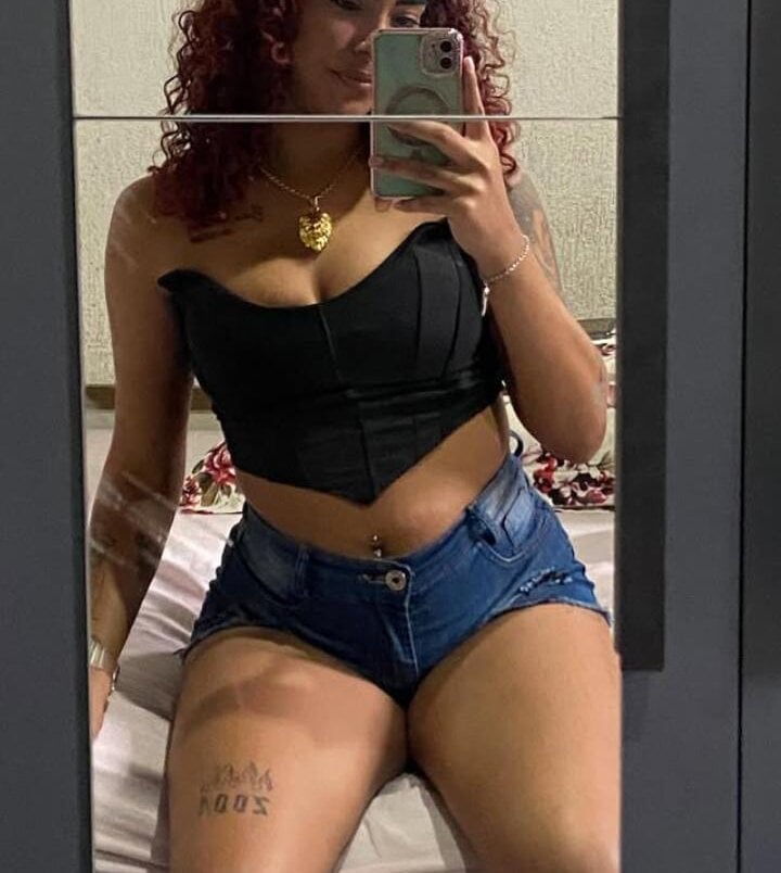 onaircams.com lukadoluk livesex profile in athletic cams