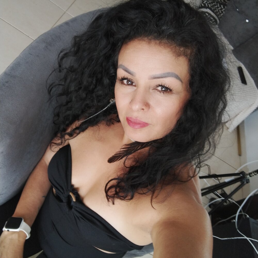 Live sex webcam photo for DevonShaw_ #290085520