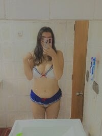MilahHot13 Webcam Model Profile