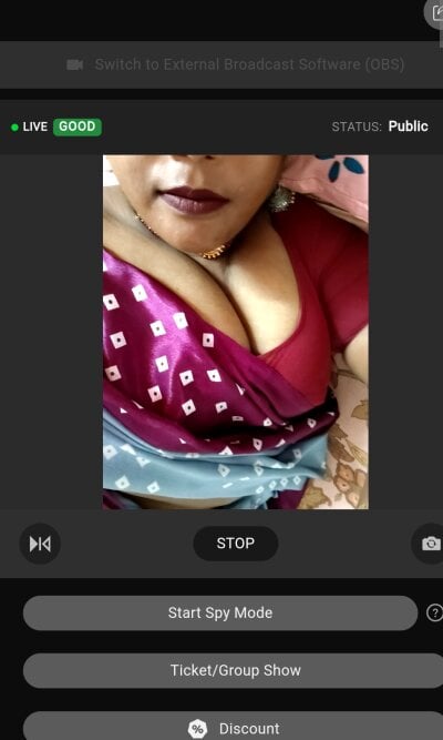 Swapna_143 on StripChat