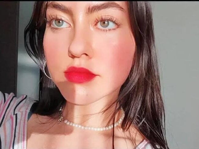 Jeessica_Greenn's Offline XXX Chat