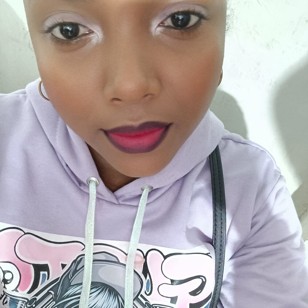 badgirlwebcam.com cata_542 livesex profile in on-your-laps cams