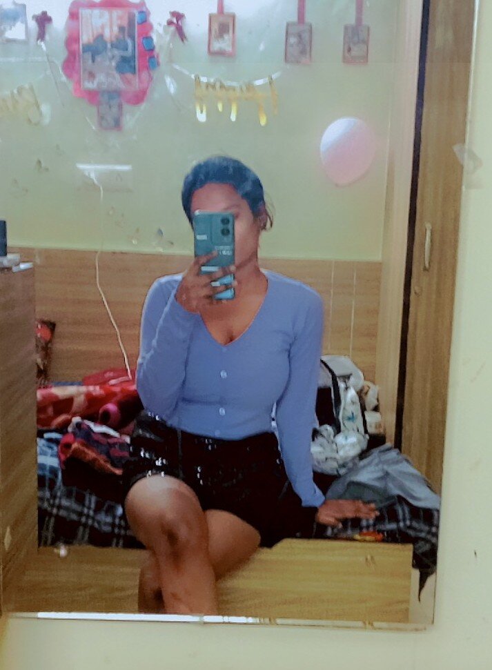 Lisa_zeenu