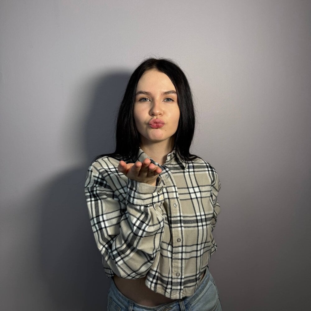 sexlivecamsites.com trudymozie livesex profile in other cams