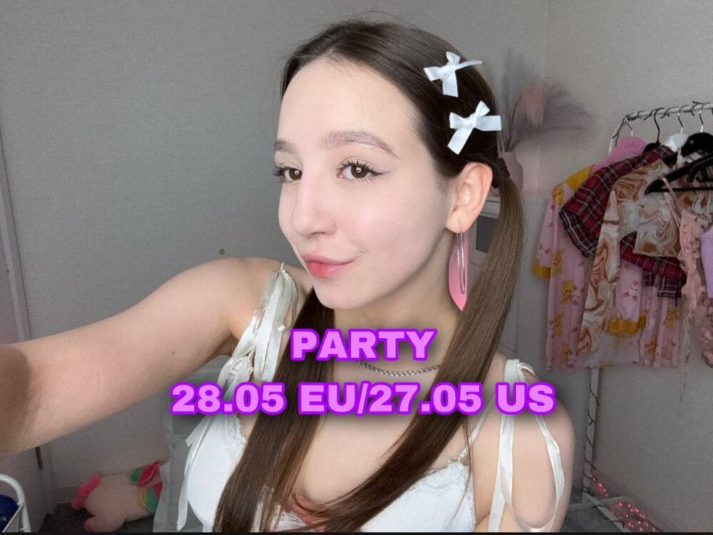 daddy_digger's Offline Chat Room