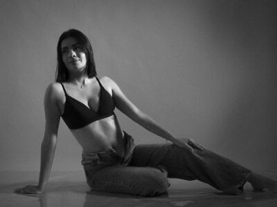 Mia_kisses2 Female Girls Online Cam Adult