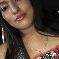 Layla2627's Offline Chat Room