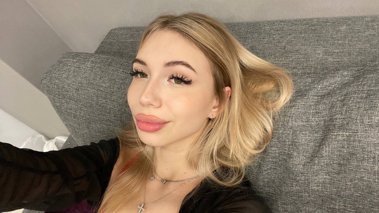 AlineDenls