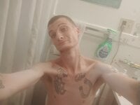 jizzyglizzy92's webcam live show