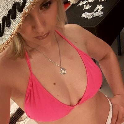 nanilov08 from stripchat