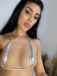 -IsaBell's Webcam Show