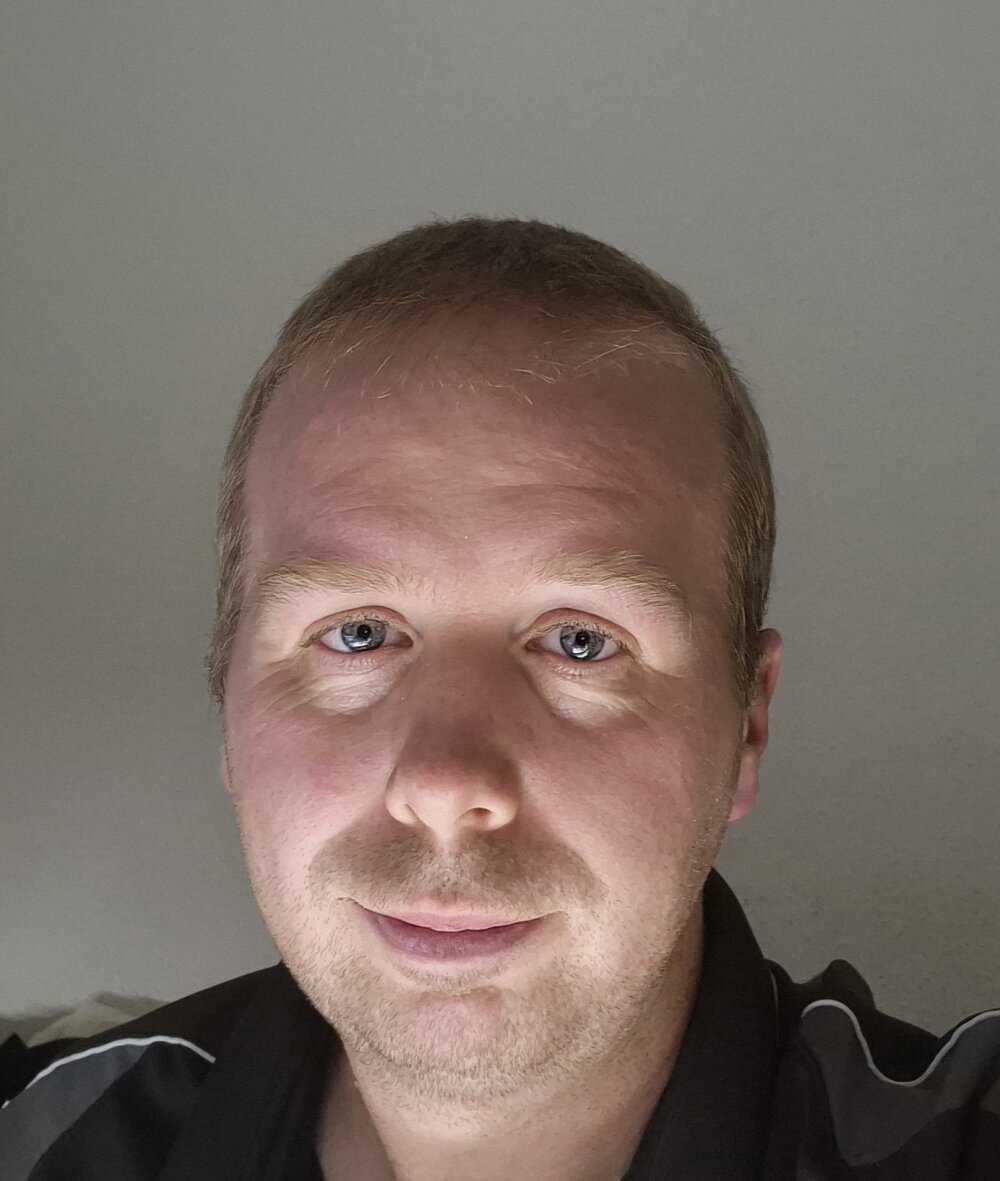 mirkoef from stripchat