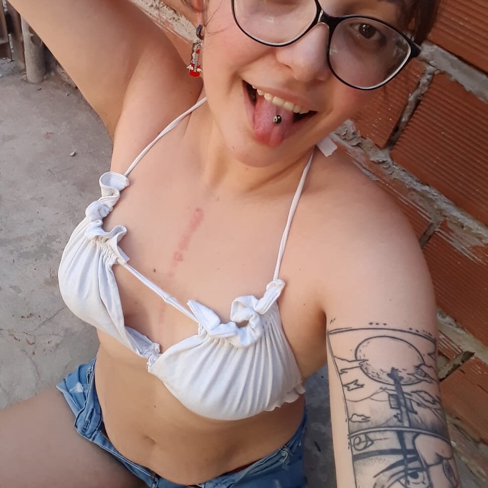 Live sex webcam photo for lopezzzmia1 #291492324