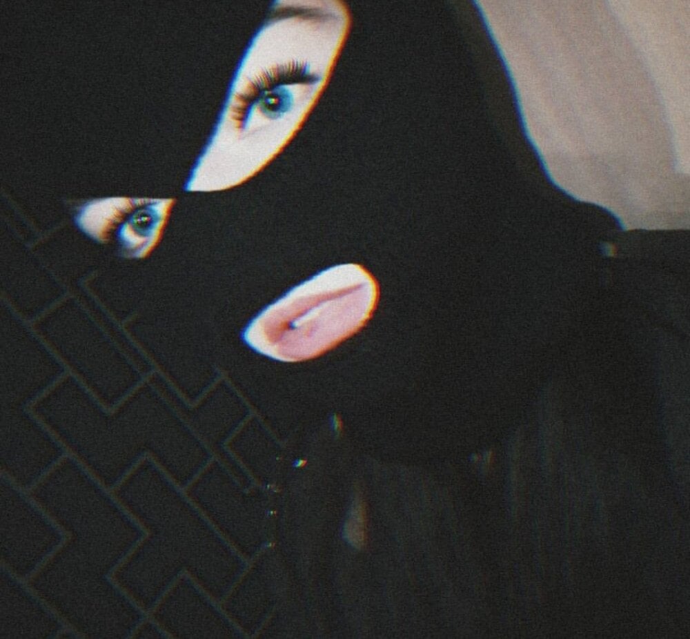 xxx-topcamgirls.com miss__linn livesex profile in granny cams