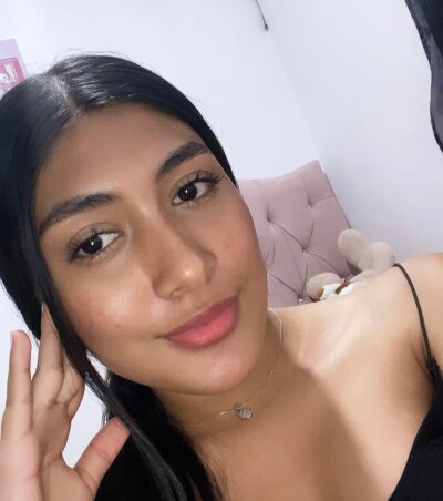 Allison__18_ - Stripchat Teen Romantic Girl 
