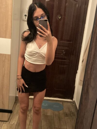 MiaAndMike_ Live Cam on StripChat and RICams