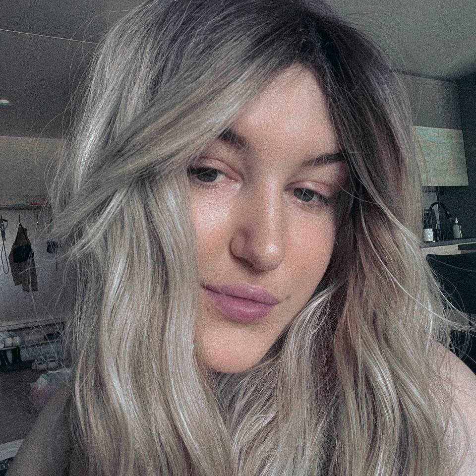 miss_brunettie profile