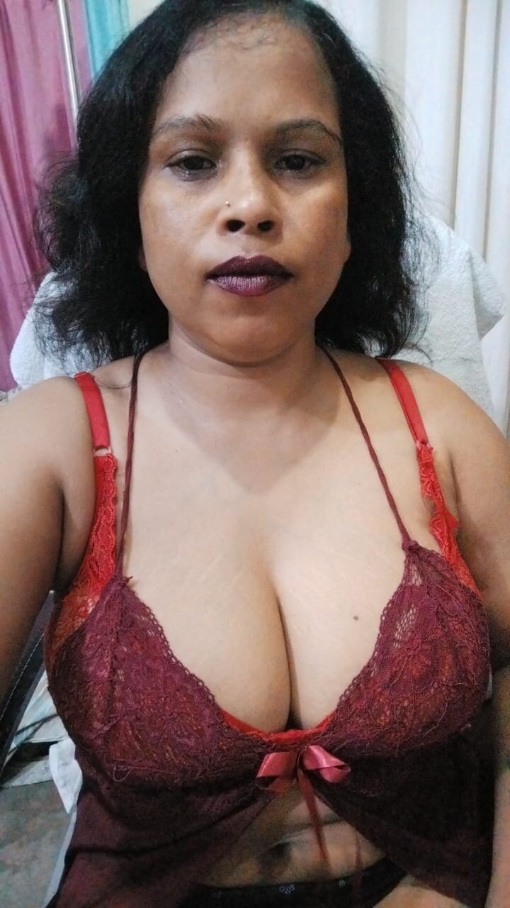 Lusty-Devi24