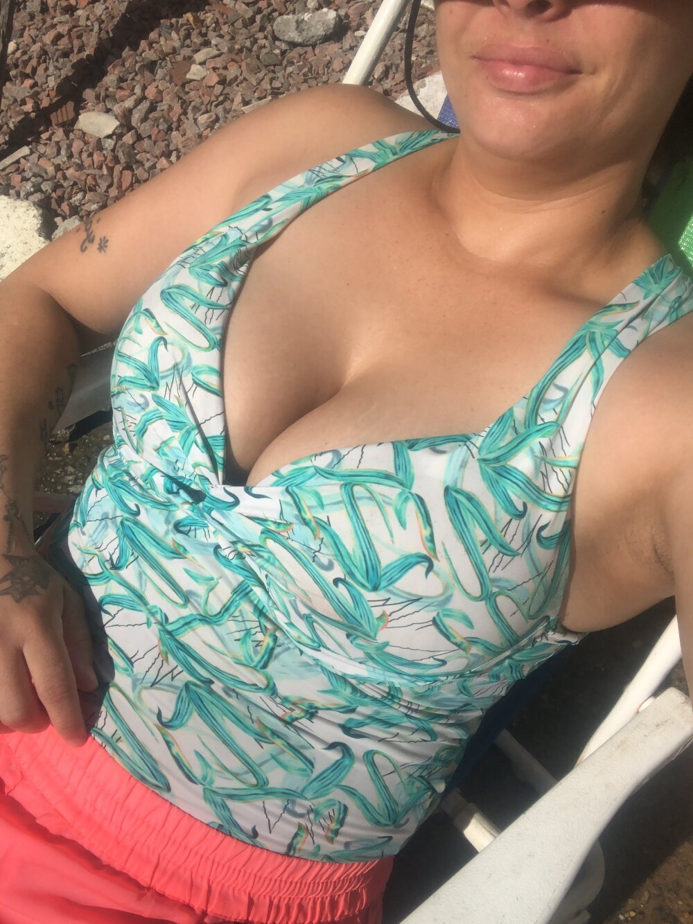 pornos.live thayna25 livesex profile in ssa cams