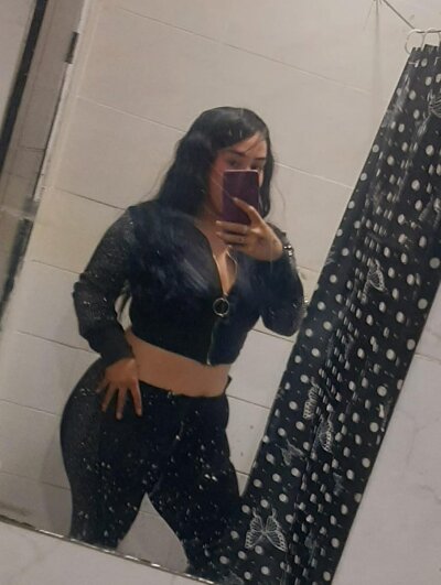 Karoline_24
