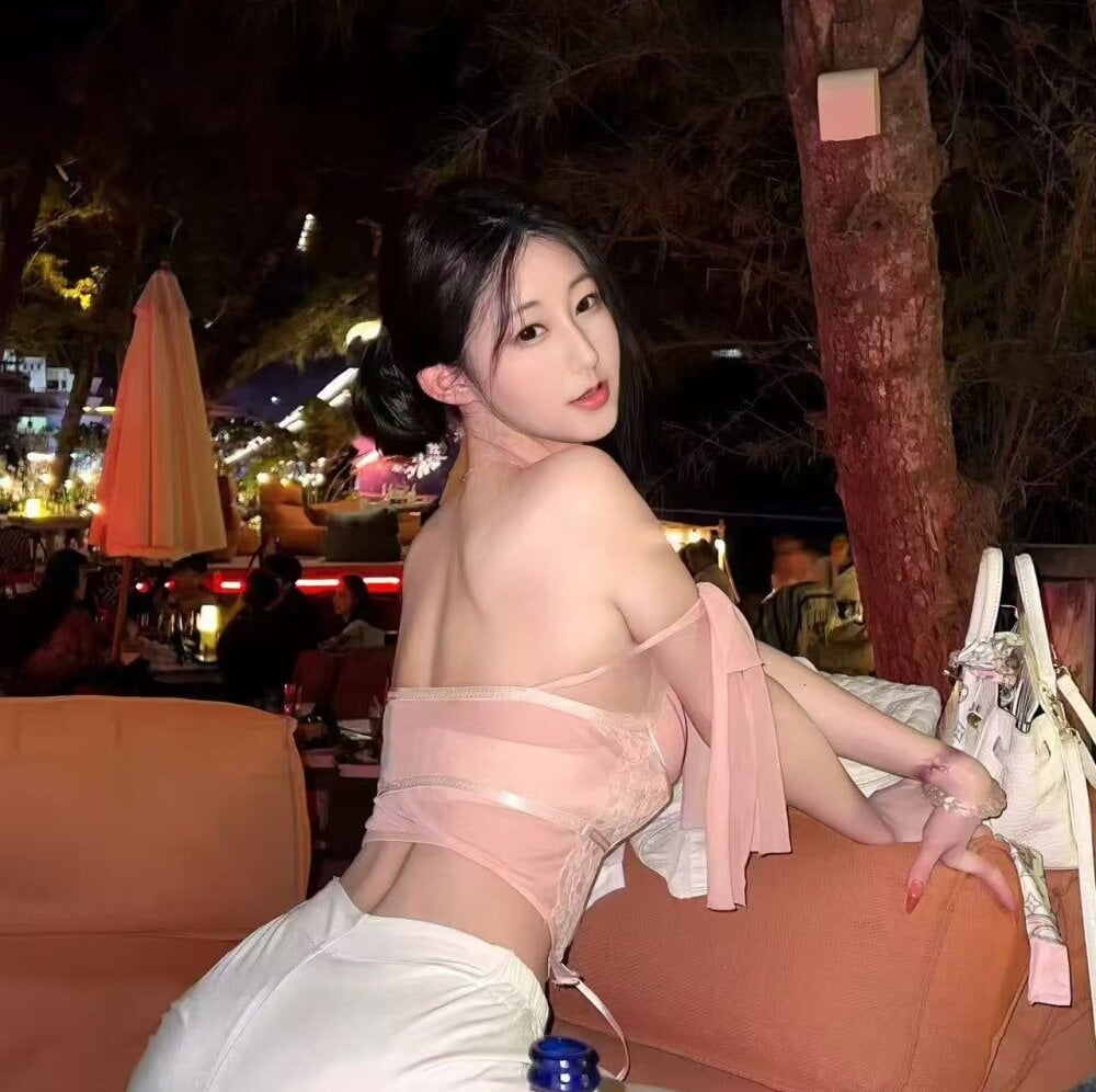 stripchat Xiaotaozi_ Live Webcam Featured On sexcam3d.net