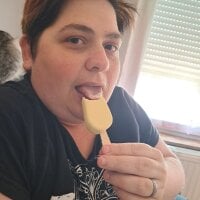 Lesananas3747's Offline XXX Chat