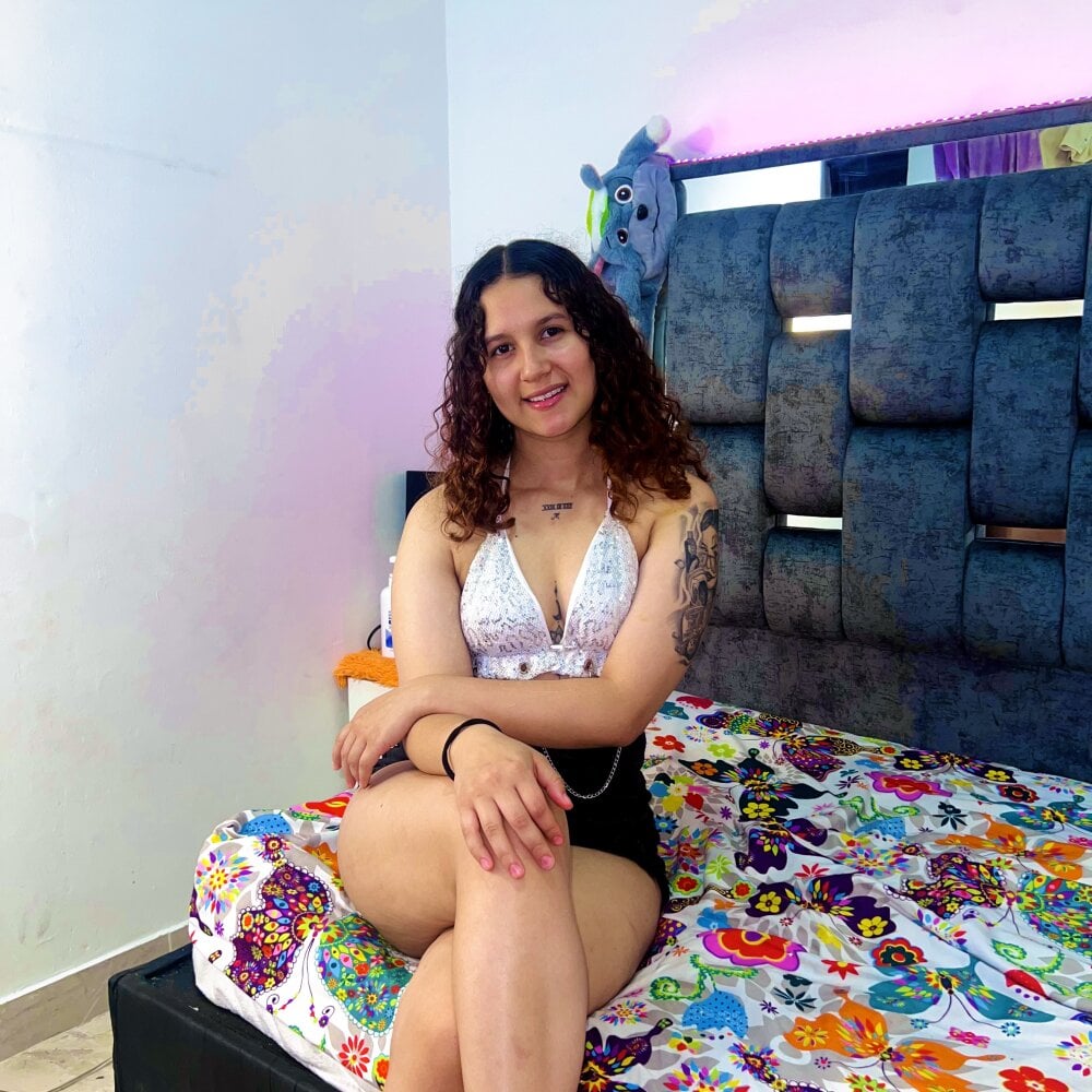 madisom_leslye from stripchat