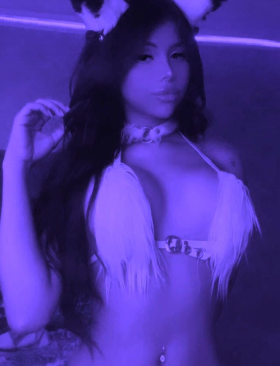 divinesalome's Offline XXX Chat