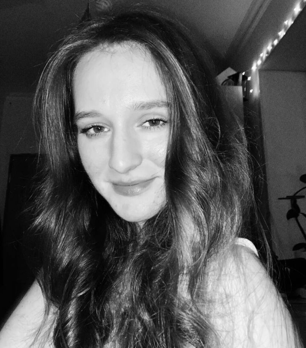 abigorfire-webcam-model-profile-xhamsterlive