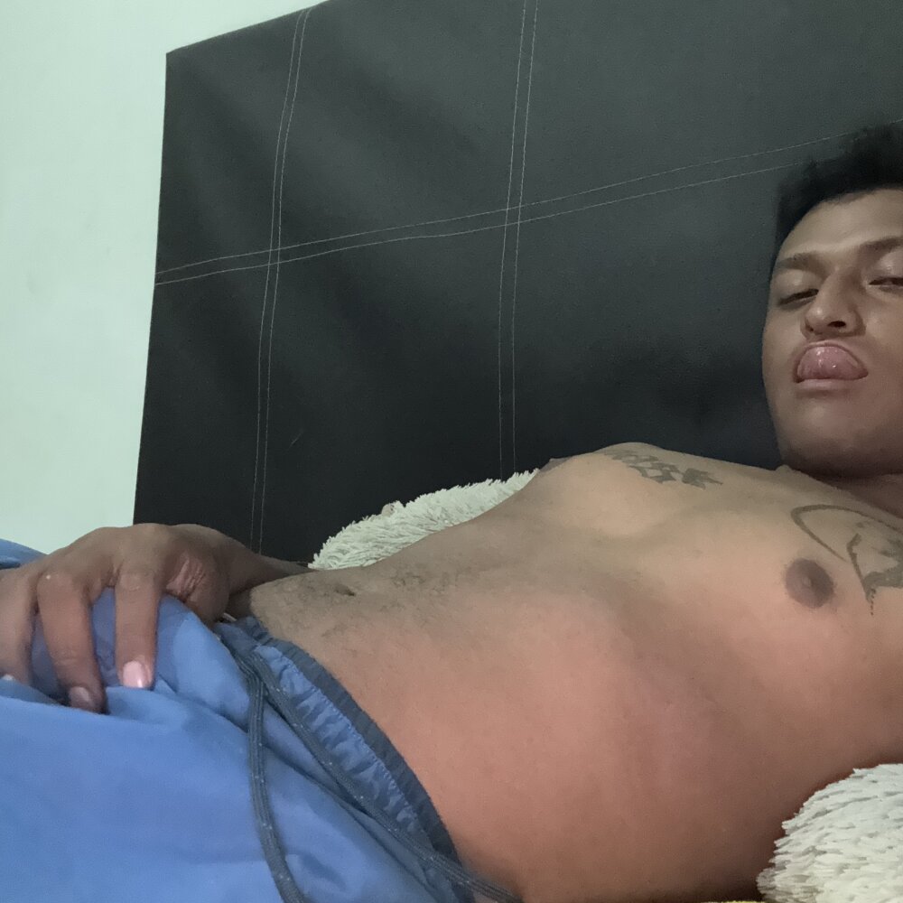 jonaspas02's Offline XXX Chat