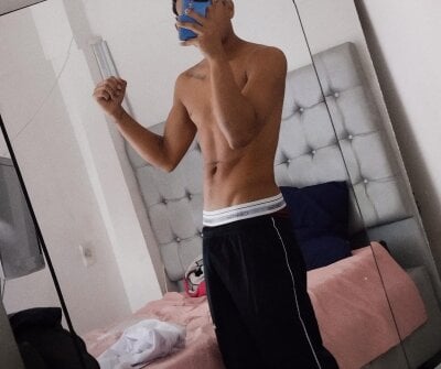 adams_21cm from stripchat