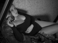 Laliti's Offline Chat Room