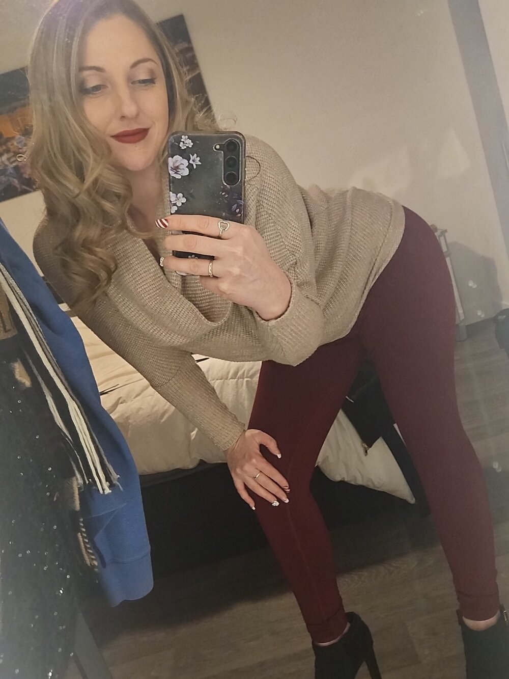 livestrip-joy.com blessme328 livesex profile in chilean cams