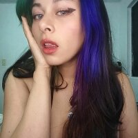 ShyHannahh's Offline XXX Chat