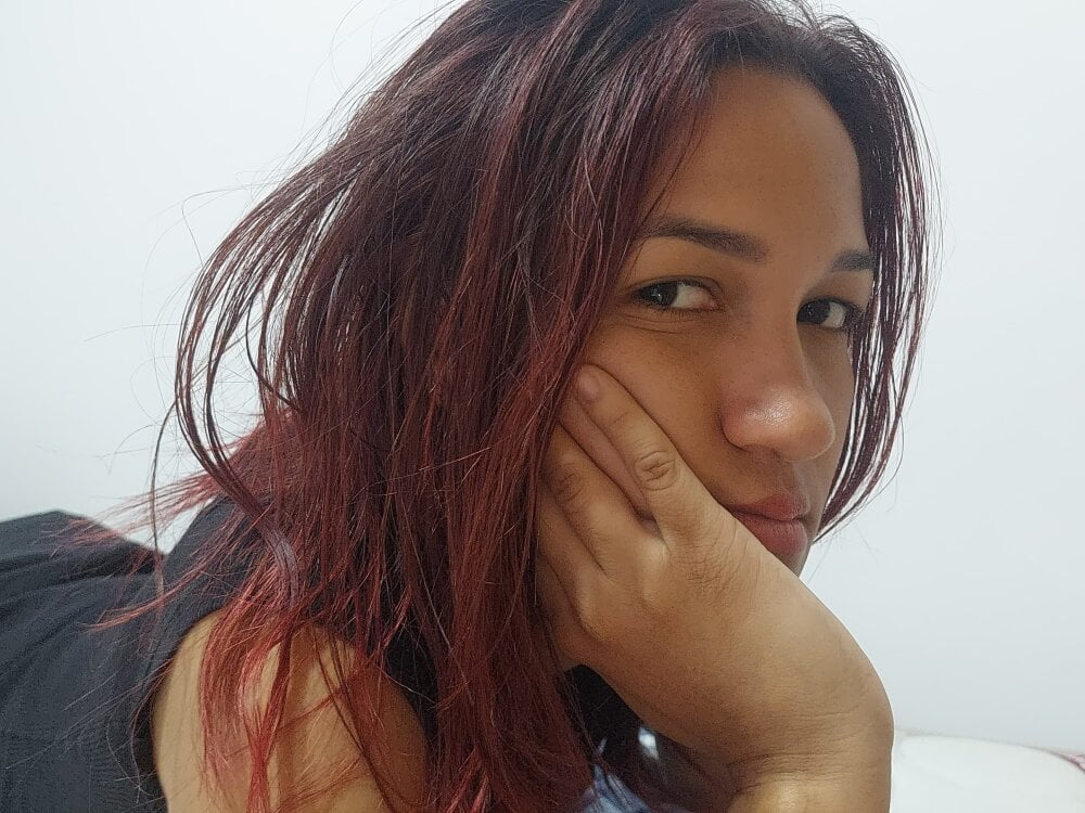 andreina-29 from stripchat