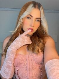 BrittanyRussell's Live Sex Cam Show