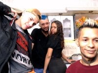 TRIOBISEX23's Offline Chat Room