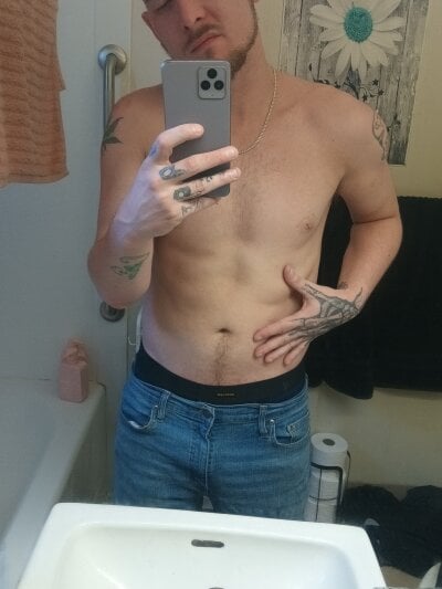 sexywhitedick@xh Live Cam on StripChat