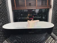 JuliaNaughtyBae's webcam live show