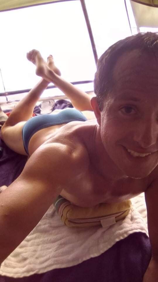 Roberts8inchcock live webcam