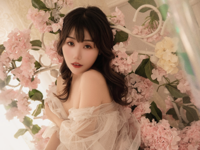 Lolitta-18 🐘 live sex chat